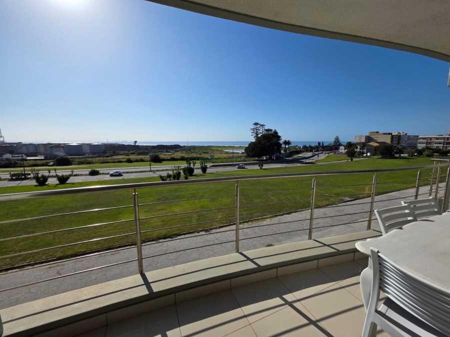 To Let 2 Bedroom Property for Rent in Humewood Eastern Cape